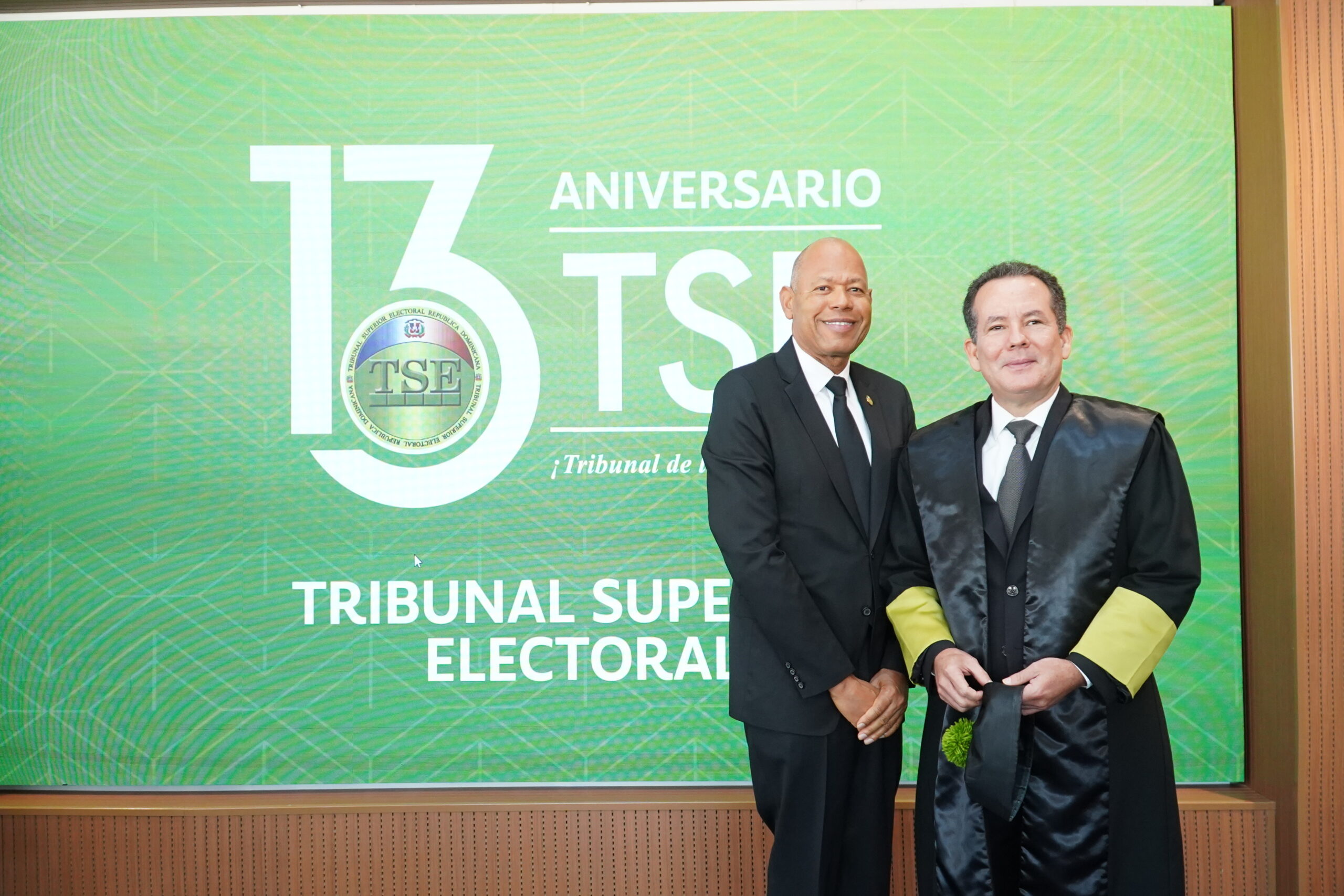 Audiencia Solemne Decimo Tercer Aniversario